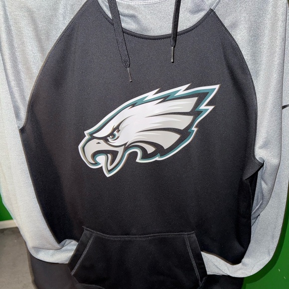 Philadelphia Eagles Nike Hoodie - Picture 3 of 5